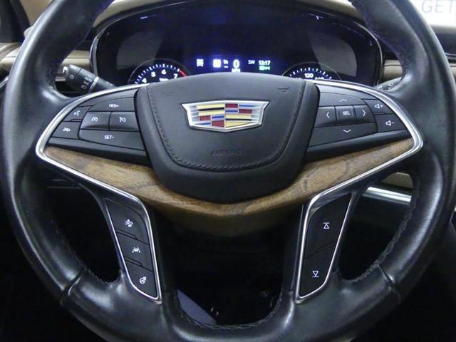 used 2021 Cadillac XT5 car, priced at $26,999