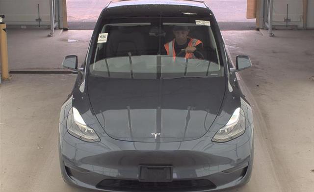 used 2022 Tesla Model Y car