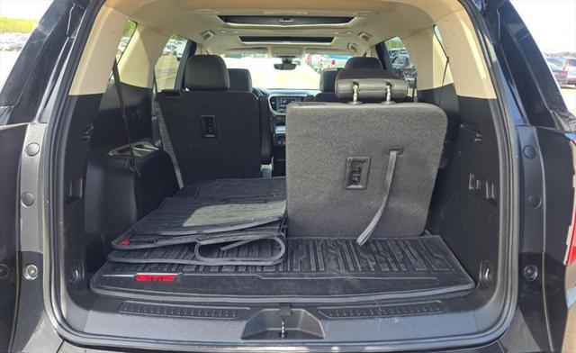 used 2022 GMC Acadia car, priced at $32,900