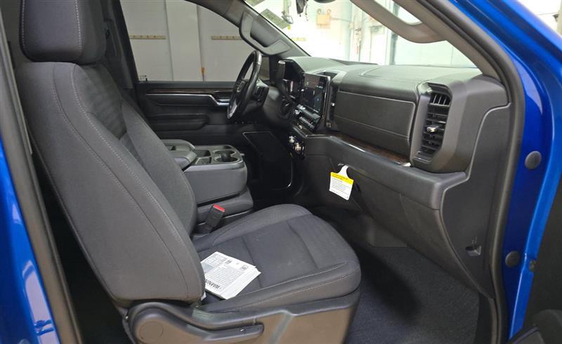 used 2022 GMC Sierra 1500 car, priced at $35,400