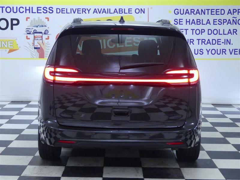 used 2021 Chrysler Pacifica car, priced at $30,000