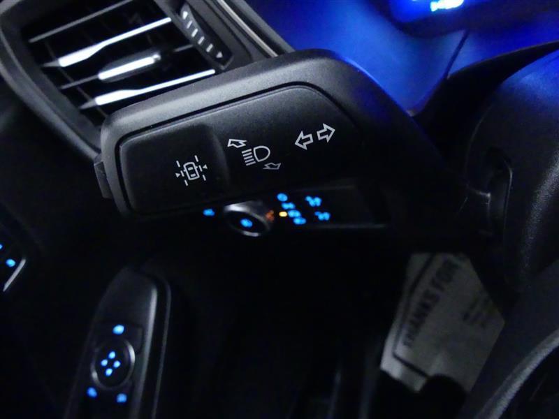 used 2022 Ford Escape car, priced at $18,900