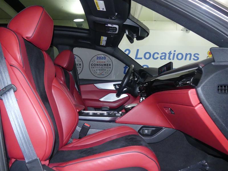 used 2023 Acura MDX car, priced at $40,000