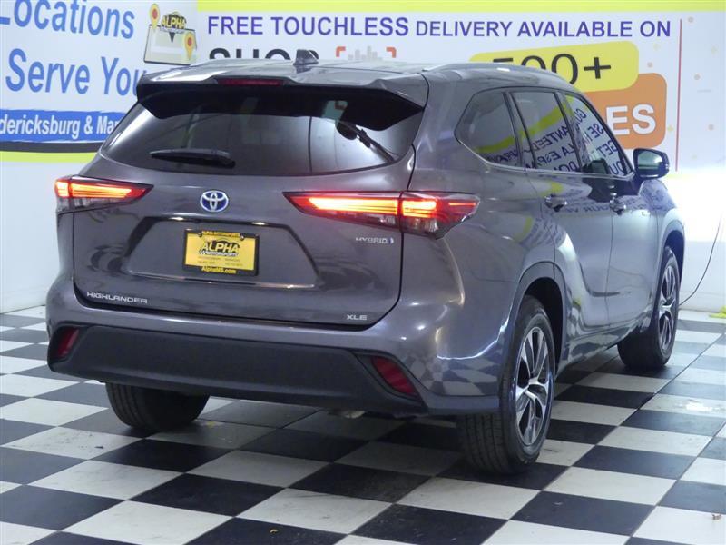 used 2021 Toyota Highlander Hybrid car, priced at $27,999