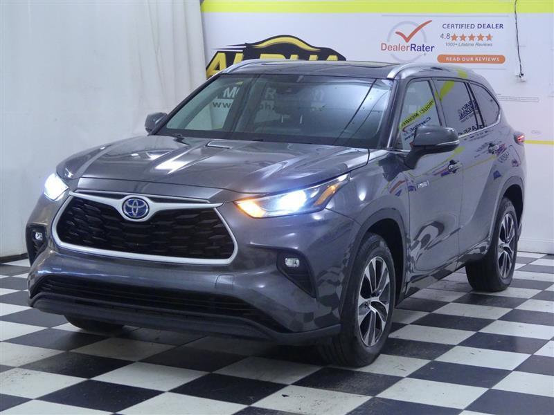 used 2021 Toyota Highlander Hybrid car, priced at $27,999