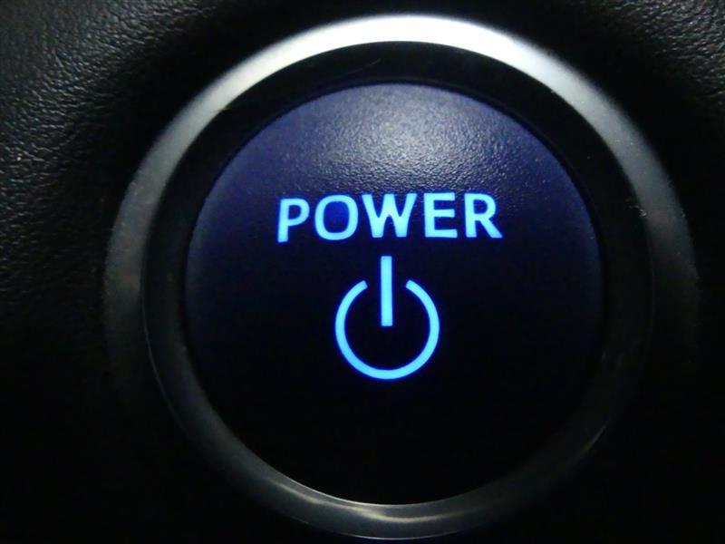 used 2021 Toyota Highlander Hybrid car, priced at $27,999