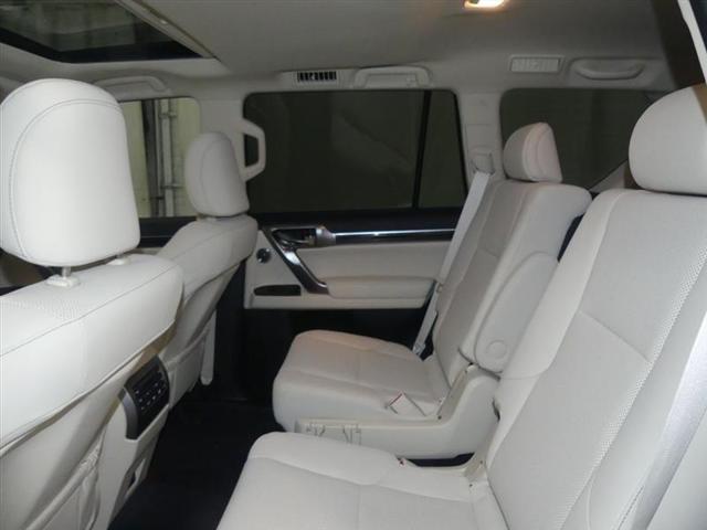 used 2023 Lexus GX 460 car, priced at $56,500