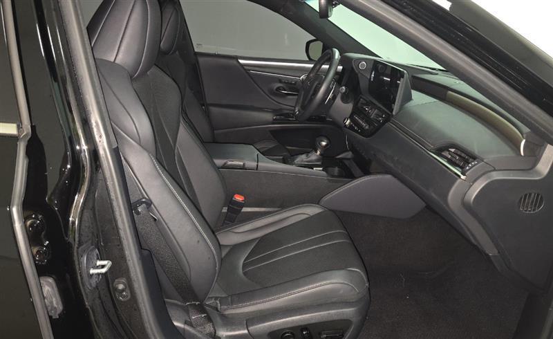 used 2024 Lexus ES 350 car, priced at $37,000