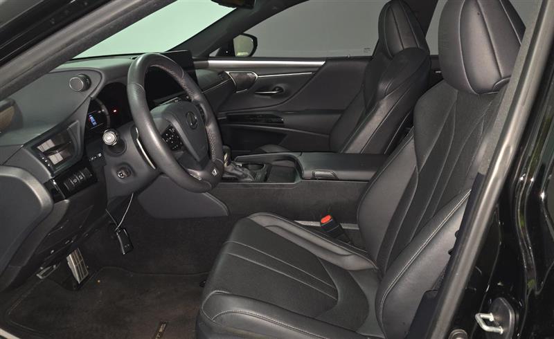 used 2024 Lexus ES 350 car, priced at $37,000