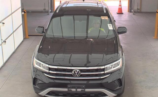 used 2021 Volkswagen Atlas Cross Sport car, priced at $21,900