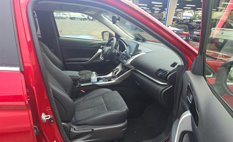 used 2025 Mitsubishi Eclipse Cross car, priced at $19,999