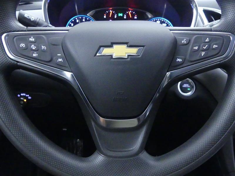 used 2023 Chevrolet Equinox car, priced at $18,900