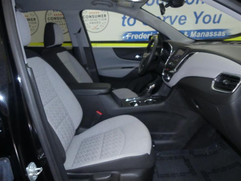 used 2023 Chevrolet Equinox car, priced at $18,900