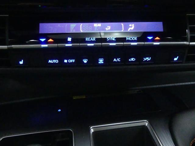 used 2023 Toyota Sienna car, priced at $43,000