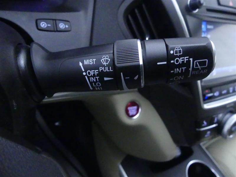 used 2020 Acura MDX car, priced at $22,700