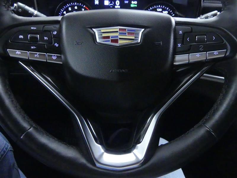 used 2023 Cadillac XT6 car, priced at $36,900