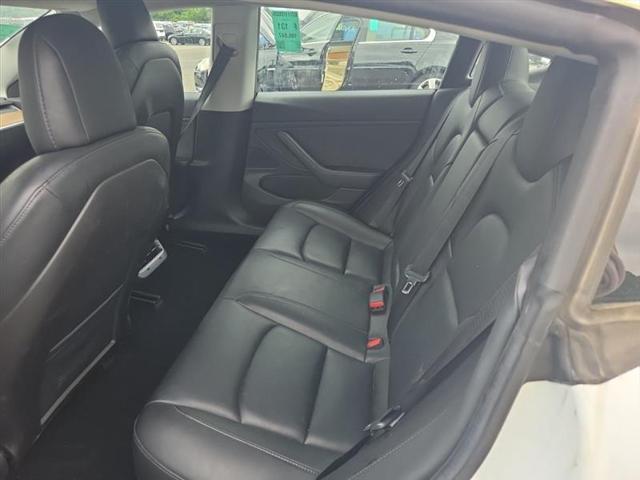 used 2019 Tesla Model 3 car