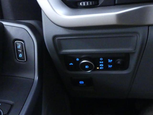 used 2021 Ford F-150 car, priced at $18,999