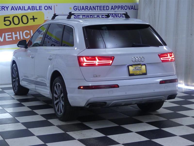 used 2019 Audi Q7 car, priced at $21,700