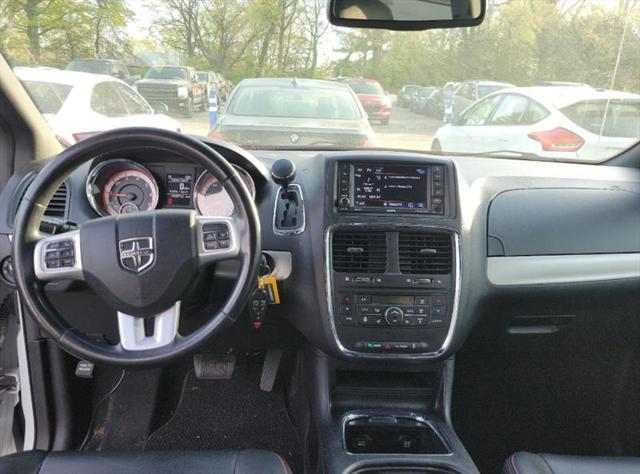 used 2019 Dodge Grand Caravan car, priced at $13,400