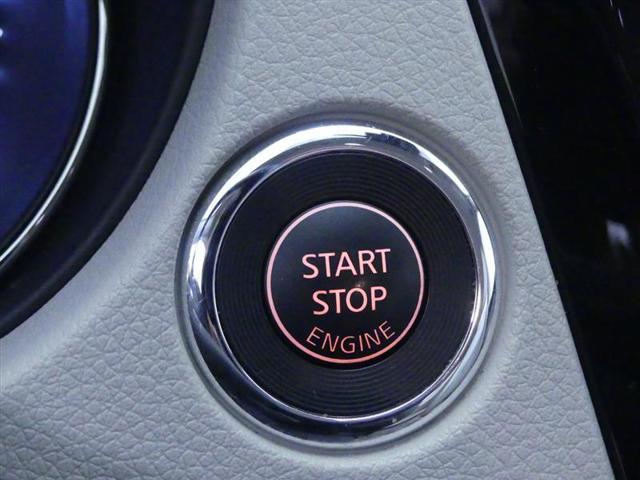 used 2022 Nissan Rogue Sport car, priced at $20,000
