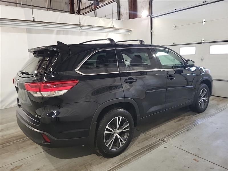 used 2019 Toyota Highlander car, priced at $23,999