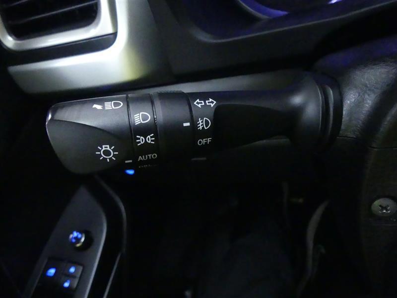 used 2019 Toyota Highlander car, priced at $23,999