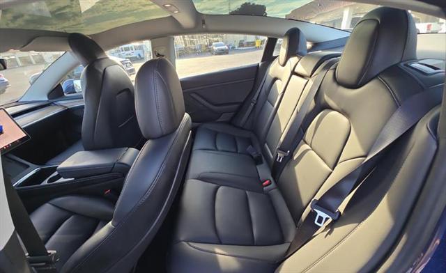 used 2022 Tesla Model 3 car, priced at $21,000