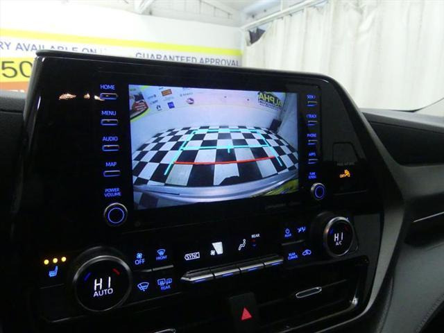 used 2022 Toyota Highlander car, priced at $31,999