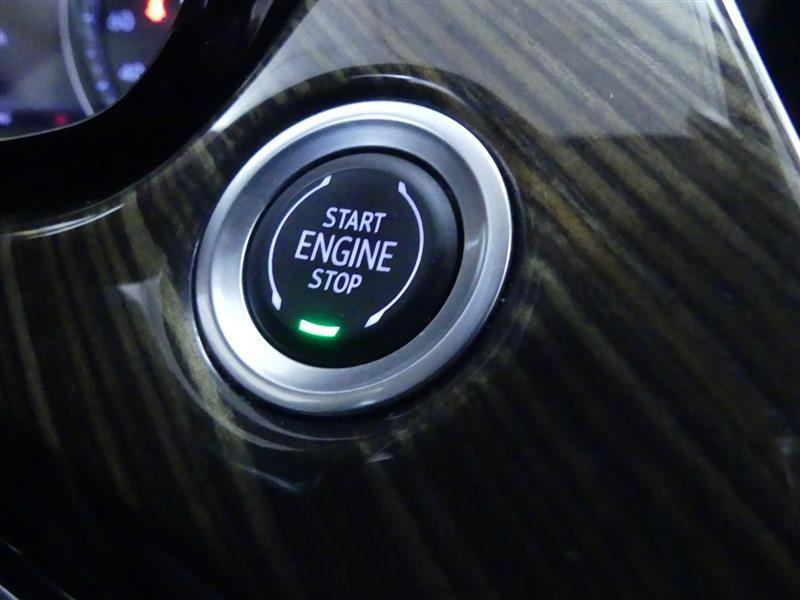 used 2022 Cadillac XT6 car, priced at $36,000