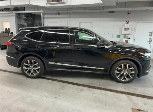 used 2022 Acura MDX car, priced at $31,750