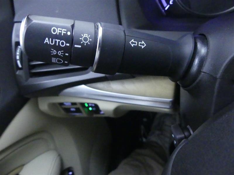 used 2020 Acura MDX car, priced at $25,700