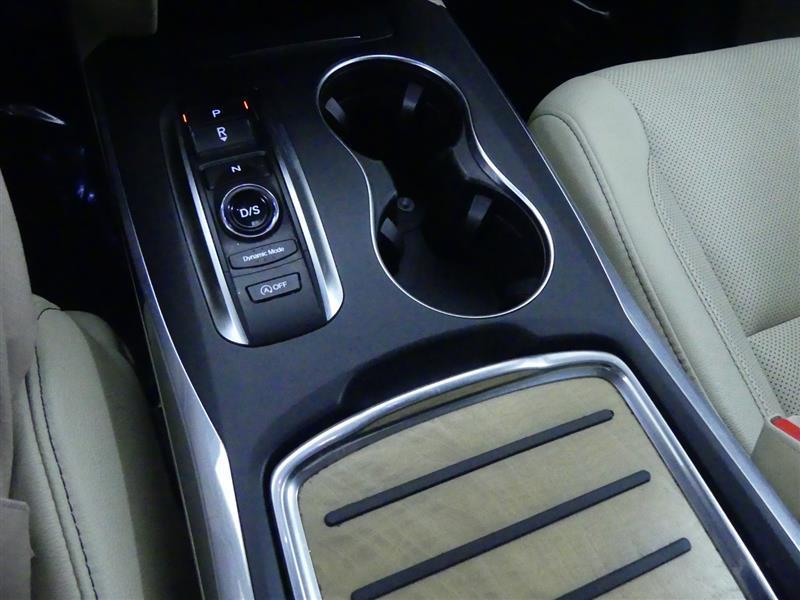 used 2020 Acura MDX car, priced at $25,700