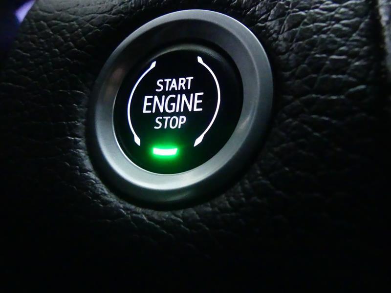 used 2022 GMC Yukon XL car, priced at $52,900