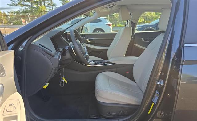 used 2022 Hyundai Sonata car, priced at $21,750