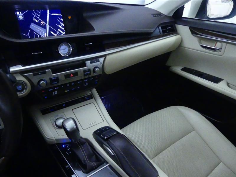 used 2018 Lexus ES 350 car, priced at $16,500