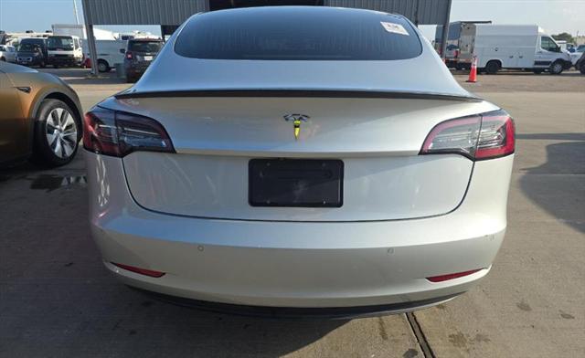 used 2018 Tesla Model 3 car