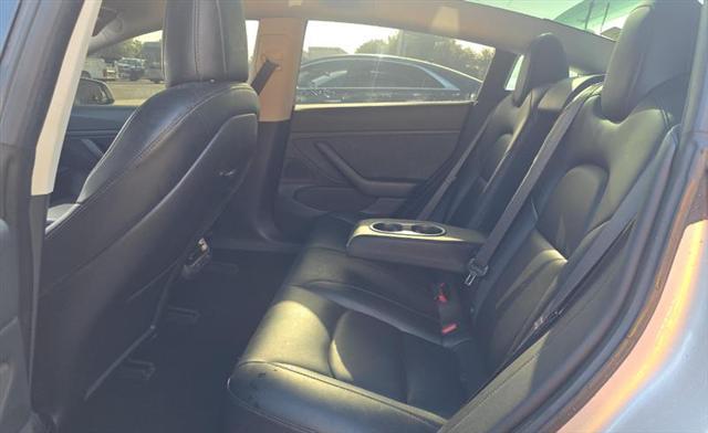 used 2018 Tesla Model 3 car
