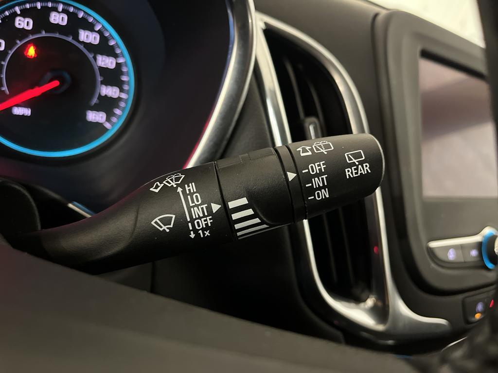 used 2022 Chevrolet Equinox car, priced at $21,000