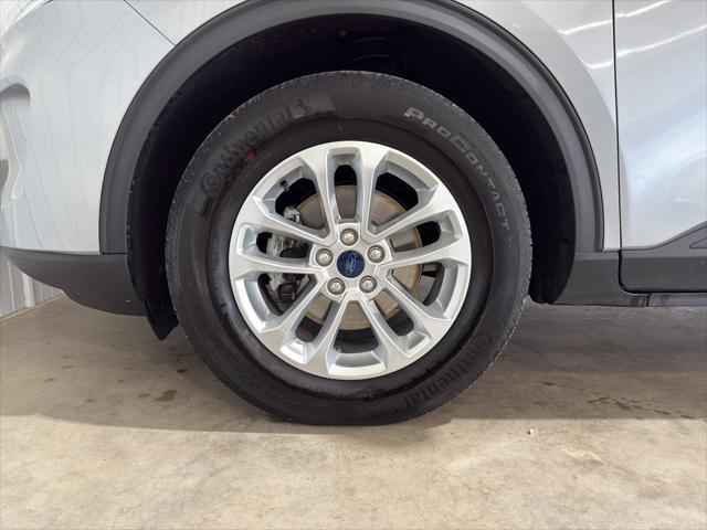 used 2022 Ford Escape car, priced at $24,000