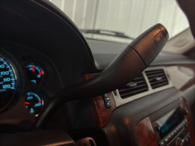 used 2007 Chevrolet Tahoe car, priced at $9,000