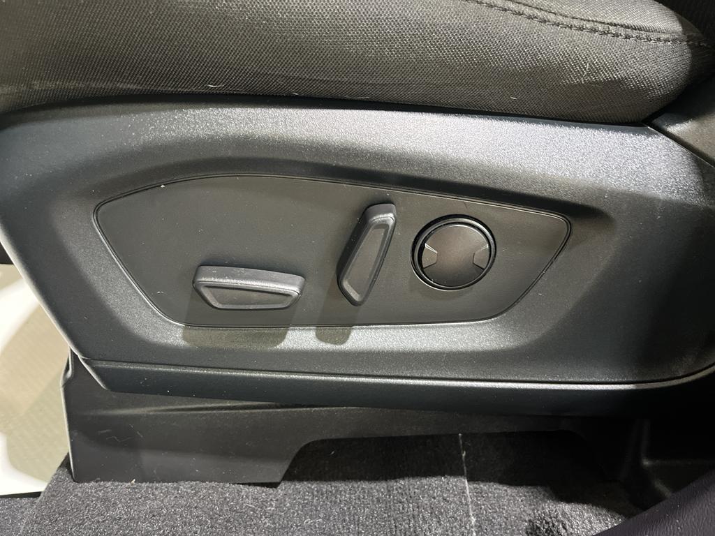 used 2022 Ford Explorer car, priced at $33,000