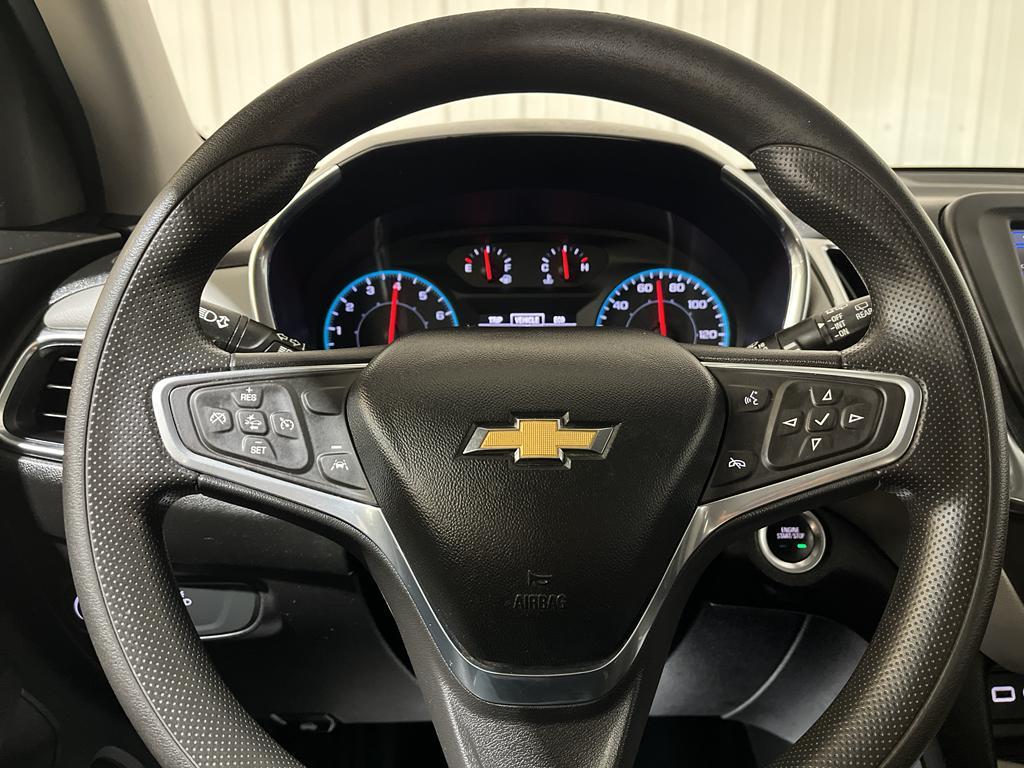 used 2022 Chevrolet Equinox car, priced at $18,000