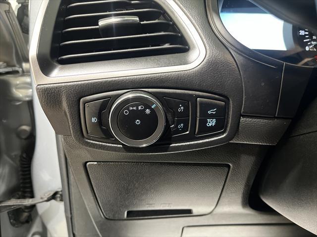 used 2023 Ford Edge car, priced at $30,000