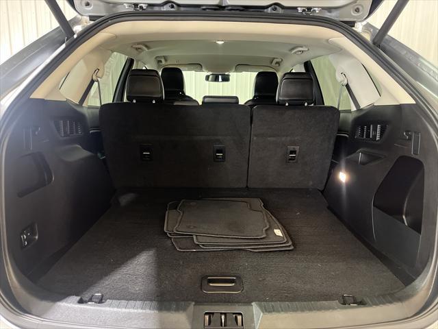 used 2023 Ford Edge car, priced at $30,000