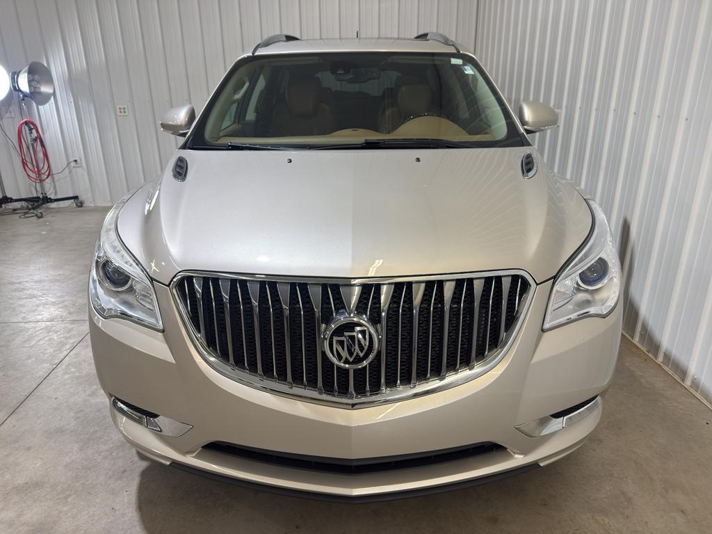 used 2016 Buick Enclave car, priced at $11,000