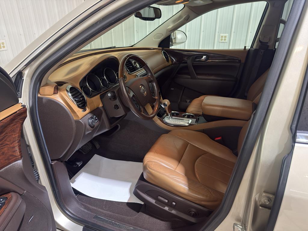 used 2016 Buick Enclave car, priced at $11,000