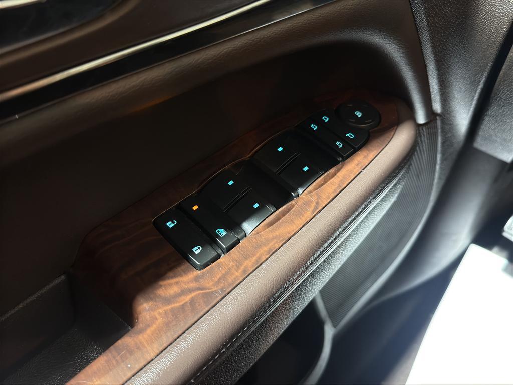 used 2016 Buick Enclave car, priced at $11,000