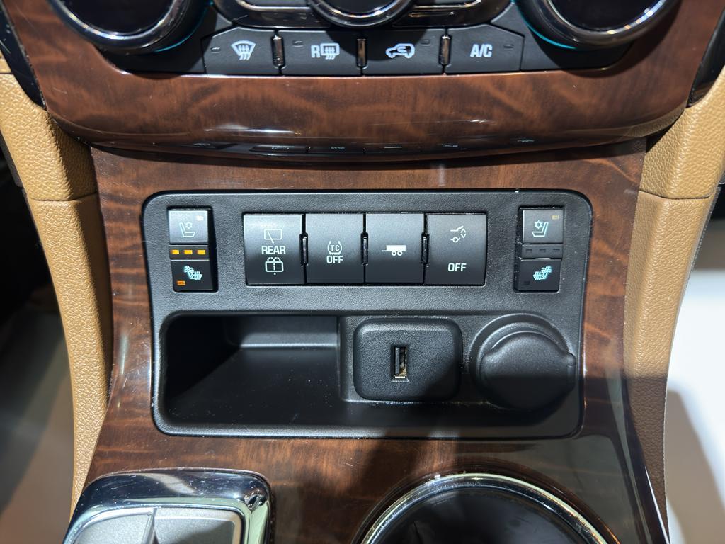 used 2016 Buick Enclave car, priced at $11,000