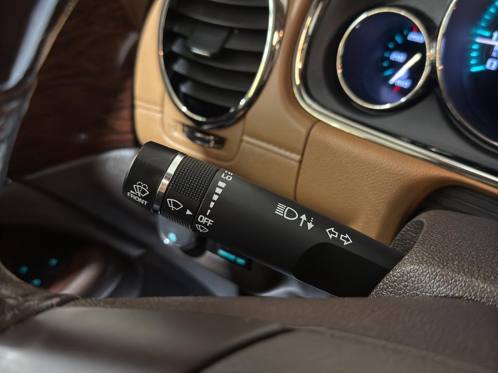 used 2016 Buick Enclave car, priced at $11,000